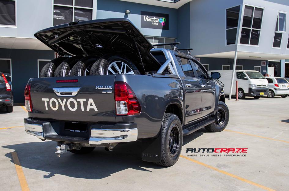 TOYOTA HILUX N80 4WD TROPHY MATTE BLACK WITH ANTHRACITE RING